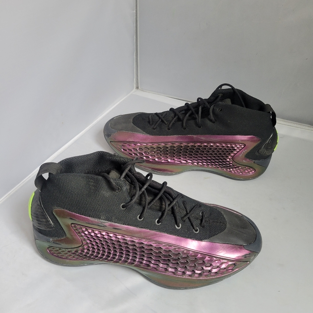 Adidas Anthony Edwards 1 The Future Basketball Shoes IF1874 Mens Size 12